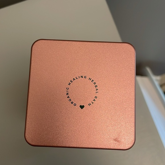 Herbal Bath & Soak - Picture 2 of 8